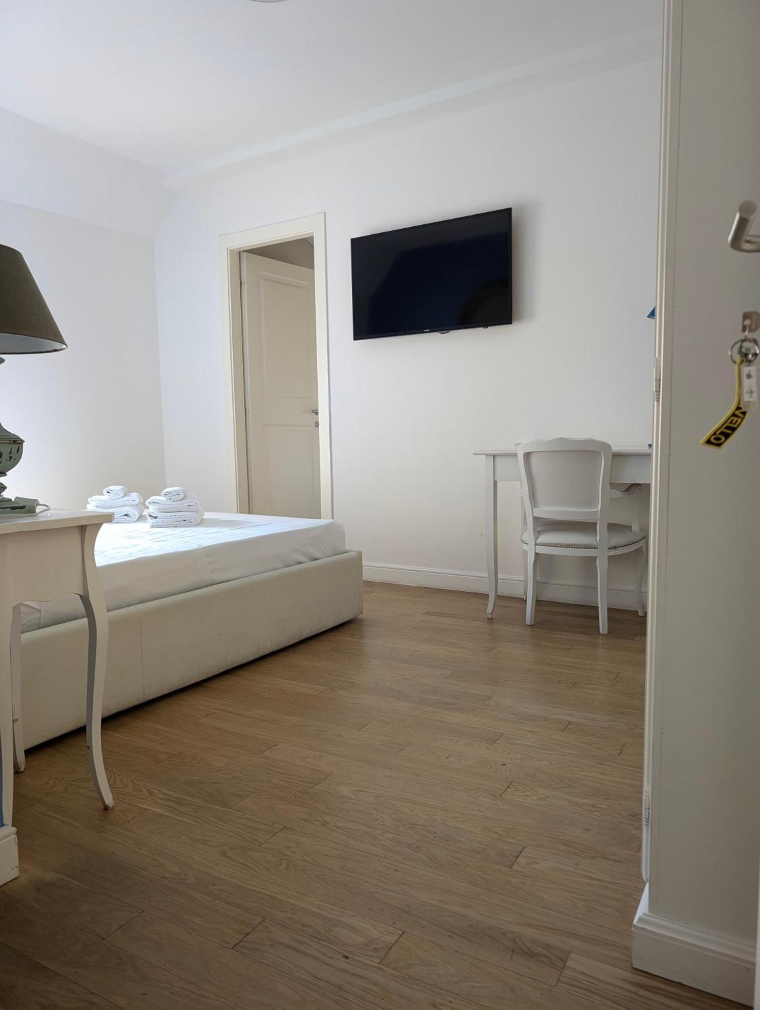 Cosmopolitan Central Rooms Bolonia Exterior foto