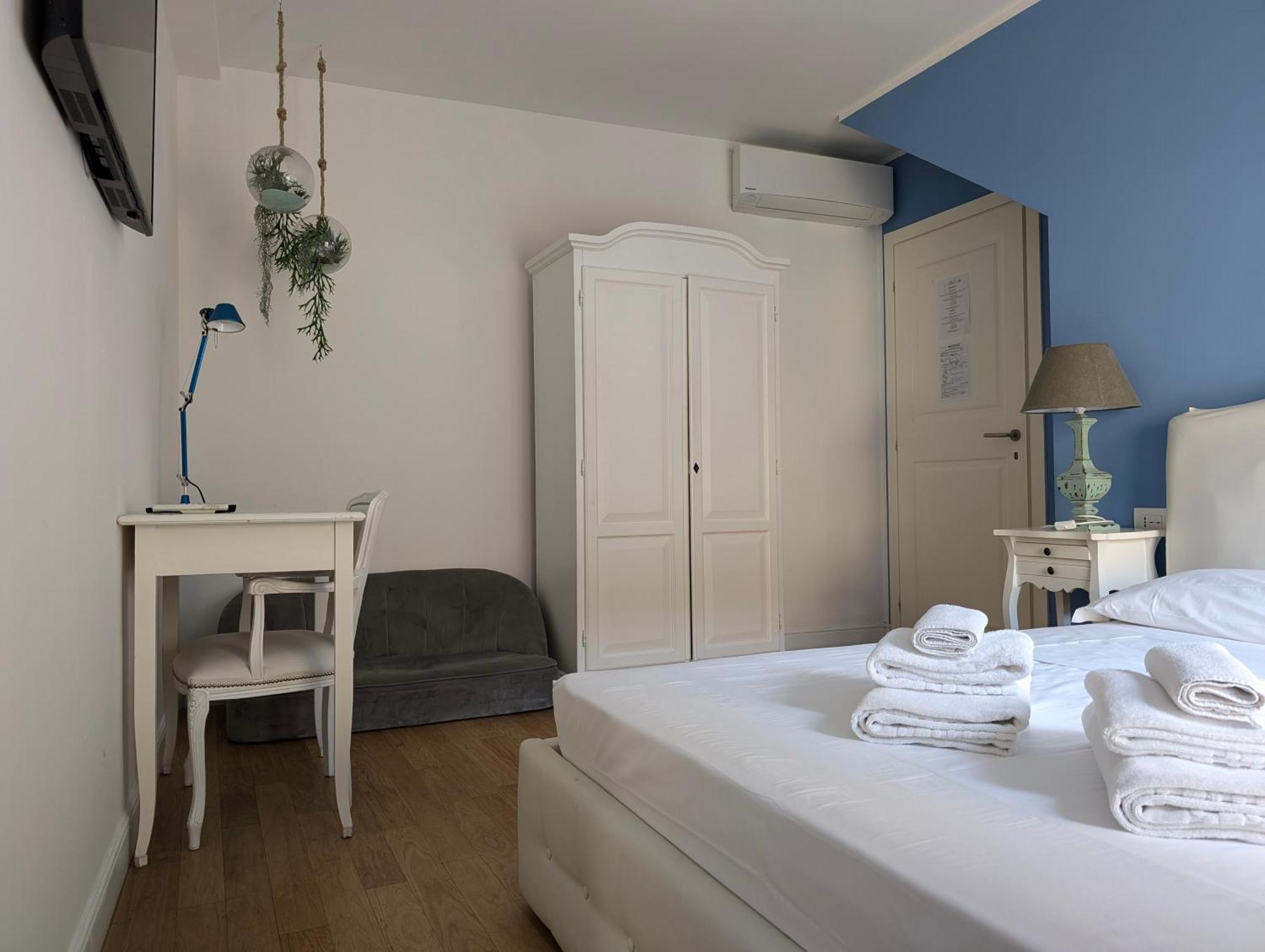 Cosmopolitan Central Rooms Bolonia Exterior foto